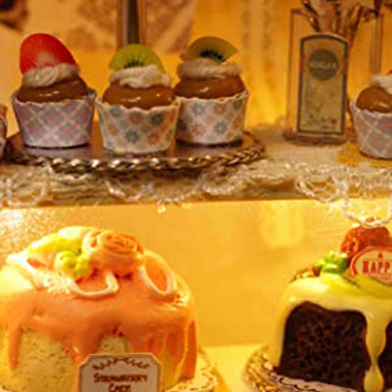 Amy's Cake Diary DIY Miniature Dollhouse_Description_6