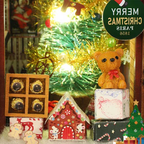 Christmas Wonderland DIY Miniature Dollhouse_Description_8