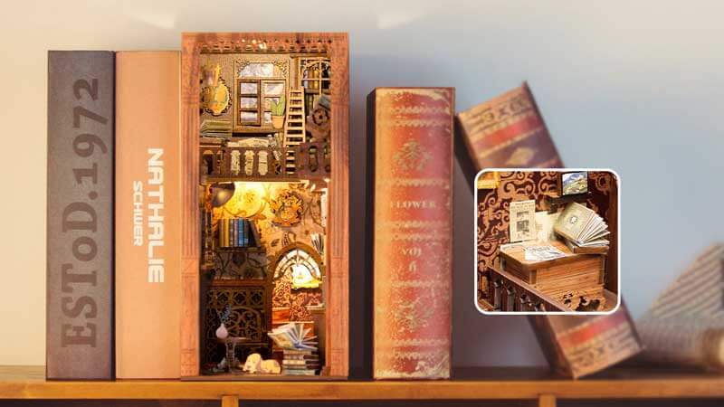 Cindy's Bookstore Book Nook Miniature Dollhouse_Description_2