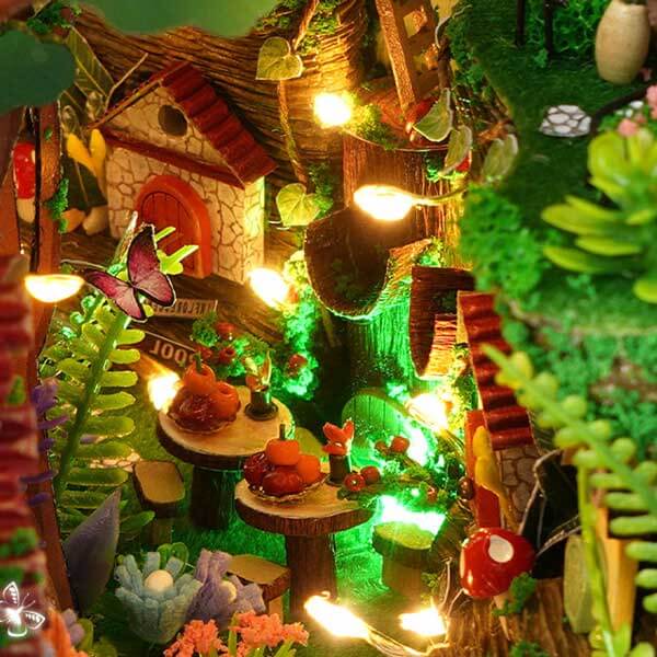 Firefly Forest Book Nook Miniature Dollhouse_Description_2