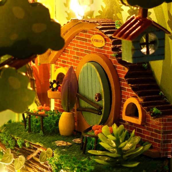 Firefly Forest Book Nook Miniature Dollhouse_Description_4