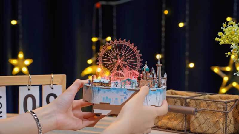 Ice and Snow World Music Box 3D Wooden Puzzle_Description_2